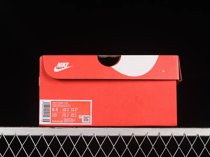 All categories Nk SB Dunk series Nk SB Dunk Low low-top sneakers Nk Dunk Low "Midnight Navy" blue and white SB low-top sports and leisure sneakers FD9749-400